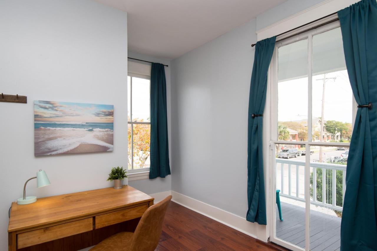 Beautiful Two-Story In Central Galveston, Short Walk To Beach, Near Downtown! | Seas The Breeze Villa Eksteriør billede